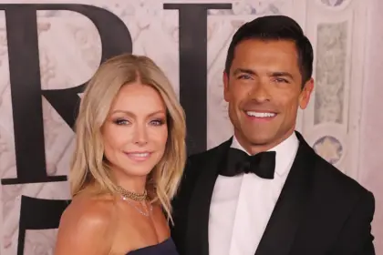 Kelly Ripa’s loved-up snaps with Mark Consuelos spark major fan reaction