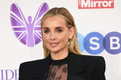 Louise Redknapp stuns in super skinny vinyl trousers