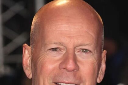 Bruce Willis pictured in heartbreaking moment with daughter Scout