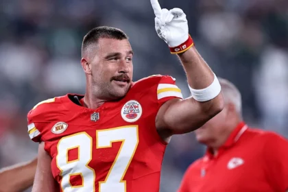 Travis Kelce achieves major new milestone – but Taylor Swift misses it after star-studded girls night out